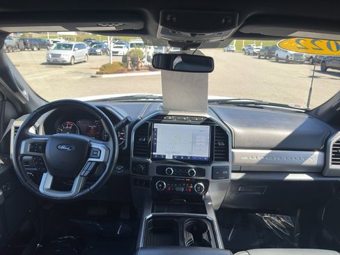 Used 2022 Ford F250 Lariat w/ Tremor Off-Road Package image 19