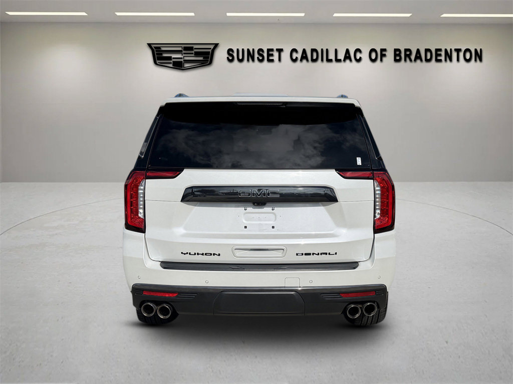 Used 2023 GMC Yukon Denali Ultimate w/ LPO, Floor Liner Package AWD/4WD image 4
