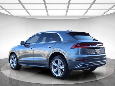 Used 2019 Audi Q8 Premium Plus w/ Premium Plus image 6