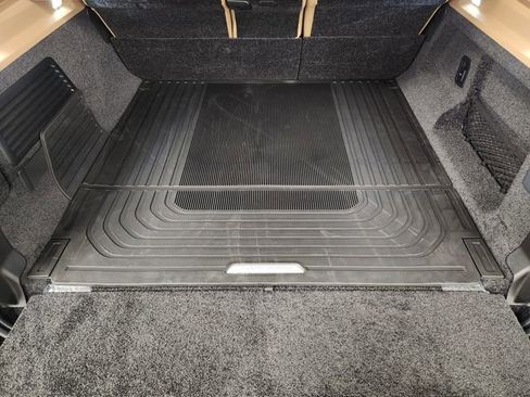 New 2026 Land Rover Range Rover Long Wheelbase Autobiography image 34