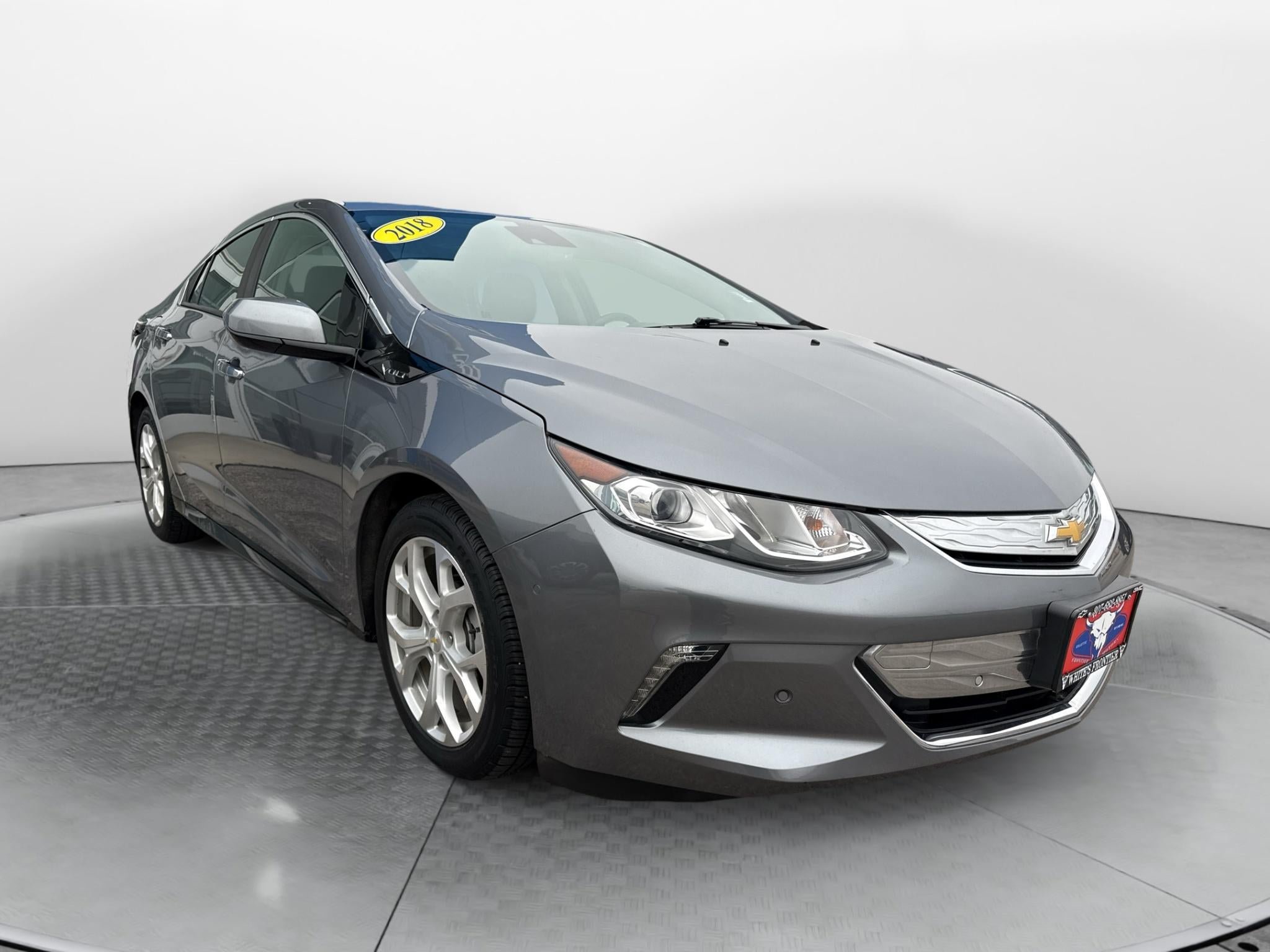 Used 2018 Chevrolet Volt Premier w/ Driver Confidence Package FWD image 7