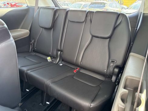 Certified 2026 Kia Carnival FWD image 13