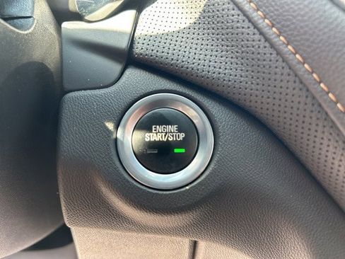 Used 2021 Chevrolet Equinox Premier image 25