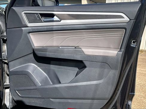 Used 2022 Volkswagen Atlas SE image 20