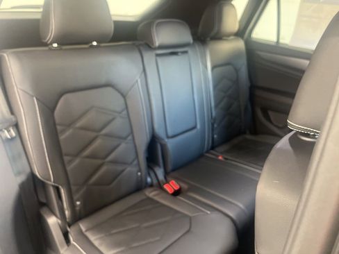 New 2026 Volkswagen Atlas Cross Sport SE AWD/4WD image 38