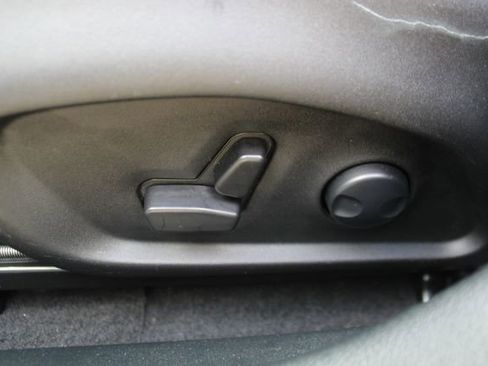 Used 2024 Jeep Compass Limited w/ Elite Group image 11