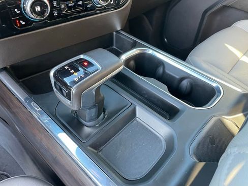 Used 2023 GMC Sierra 1500 SLT w/ SLT Premium Package image 18