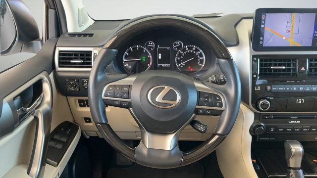 Used 2023 Lexus GX 460 Premium w/ Premium Package AWD/4WD image 10