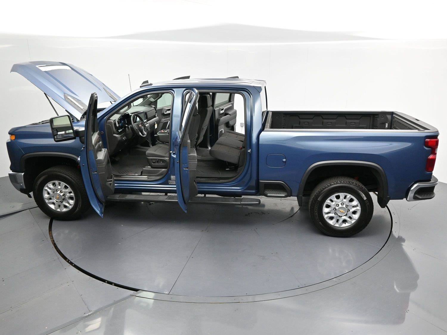 Used 2026 Chevrolet Silverado 2500 LT AWD/4WD image 41