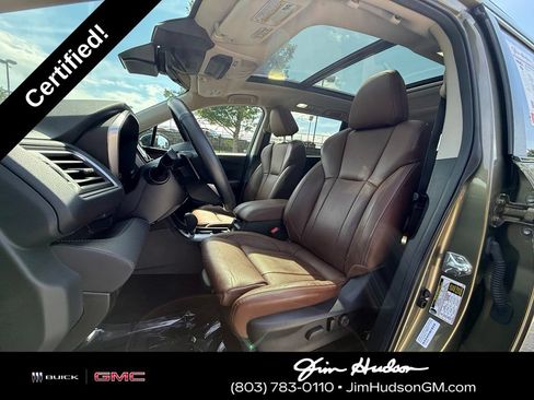 Used 2024 Subaru Ascent Touring AWD/4WD image 6