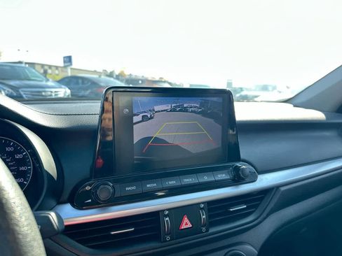 Used 2022 Kia Forte Sedan image 31