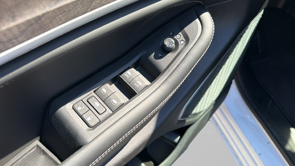 New 2027 Jeep Grand Cherokee Limited AWD/4WD image 10