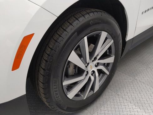 Used 2024 Chevrolet Equinox LT w/ LPO, Floor Liner Package image 31