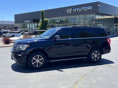 Used 2021 Ford Expedition XLT AWD/4WD image 1