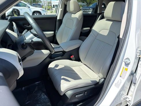 Used 2023 Honda HR-V EX-L image 29