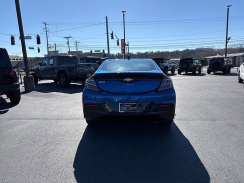 Used 2018 Chevrolet Volt LT w/ LT Driver Confidence Package FWD image 4