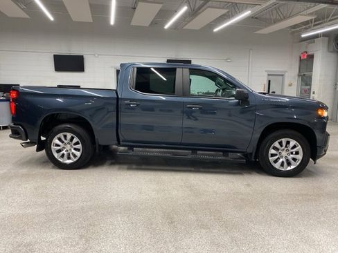 Used 2021 Chevrolet Silverado 1500 Custom image 4