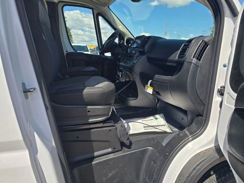 New 2026 RAM ProMaster 3500 w/ Convenience Group FWD image 9