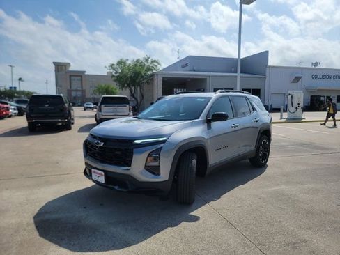 New 2026 Chevrolet Equinox RS FWD image 3
