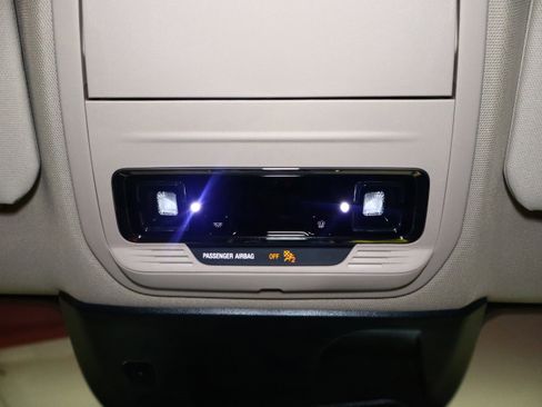 Used 2022 Lincoln Corsair FWD w/ Equipment Group 101A image 37