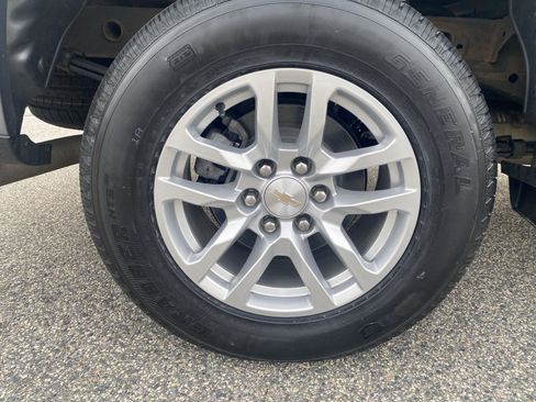 Used 2022 Chevrolet Silverado 1500 LT image 10