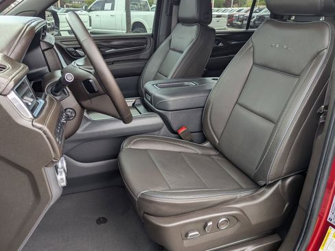 Certified 2024 GMC Yukon Denali w/ Max Trailering Package AWD/4WD image 27