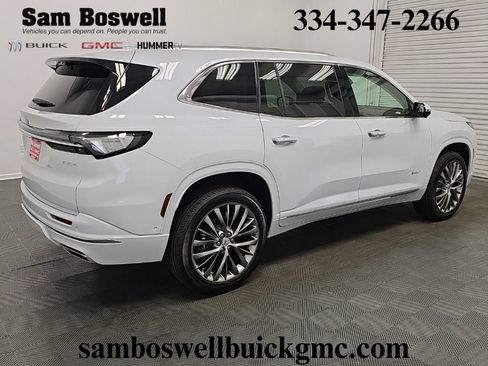 New 2026 Buick Enclave Avenir w/ Super Cruise Package FWD image 8