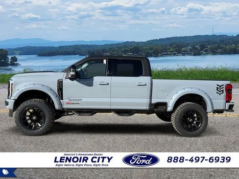 New 2026 Ford F250 Lariat w/ Black Appearance Package AWD/4WD image 4