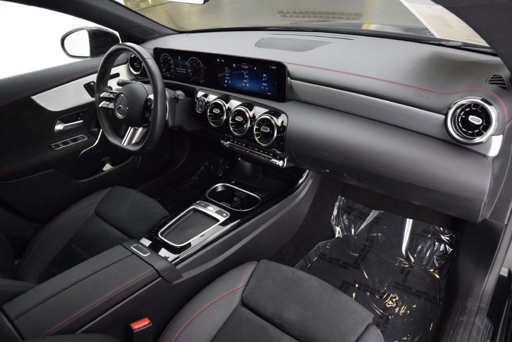 Used 2026 Mercedes-Benz CLA 250 image 15