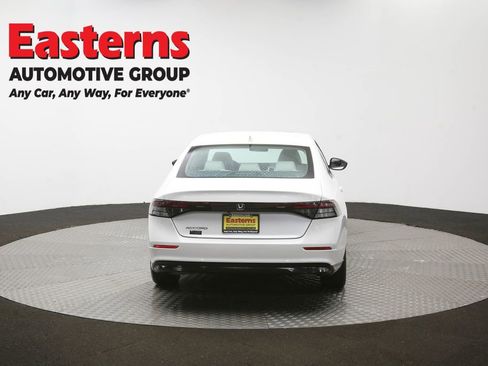 Used 2024 Honda Accord EX image 37