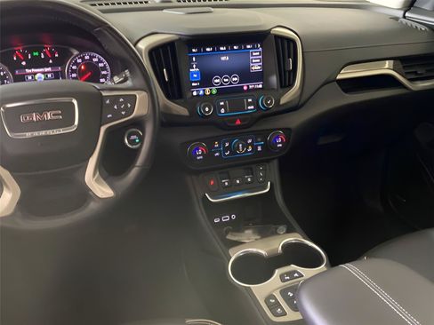 Used 2020 GMC Terrain Denali w/ Denali Premium Package AWD/4WD image 33