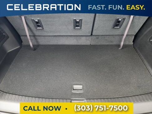 Used 2025 Chevrolet Traverse LT w/ Midnight/Sport Edition image 15