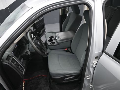 Used 2013 RAM 1500 Express image 11