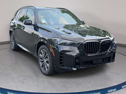 New 2026 BMW X5 xDrive50e w/ M Sport Package AWD/4WD image 7