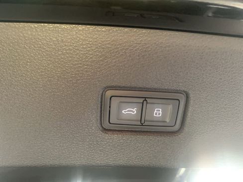 Certified 2024 Audi Q5 2.0T Premium w/ Convenience Package image 30