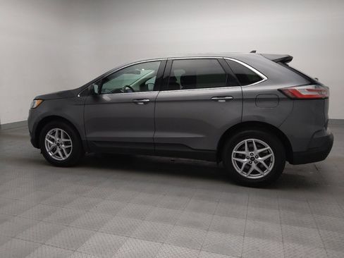 Used 2024 Ford Edge SEL image 3
