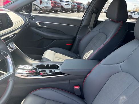 Certified 2023 Hyundai Sonata SEL Plus w/ Cargo Package FWD image 13