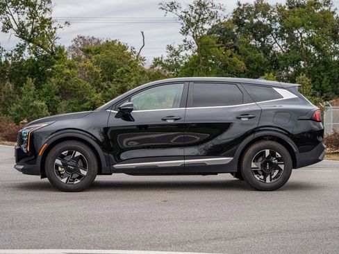 Used 2026 Kia Sportage LX w/ LX Convenience Package image 4