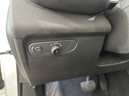 Used 2022 Buick Envision Preferred image 19