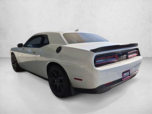 Used 2017 Dodge Challenger R/T Scat Pack RWD image 8