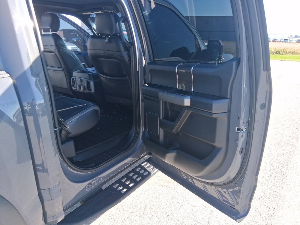 Used 2018 Ford F150 Raptor w/ Equipment Group 802A Luxury AWD/4WD image 34
