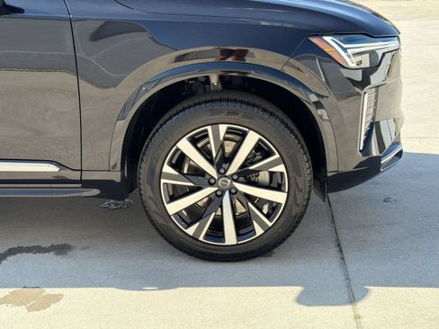 New 2026 Volvo XC90 B5 Core w/ Protection Package AWD/4WD image 11