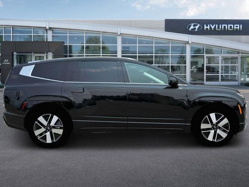 New 2026 Hyundai Ioniq 9 SEL w/ Tow & Go Package image 9