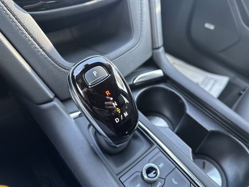 Certified 2024 Cadillac XT6 Luxury AWD/4WD image 19