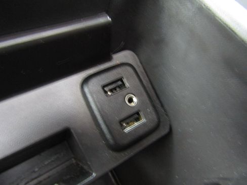 Used 2016 Chevrolet Tahoe LT image 41