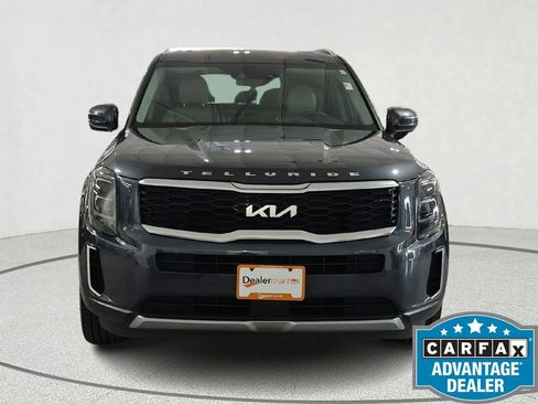 Used 2022 Kia Telluride EX w/ EX Premium Package FWD image 9