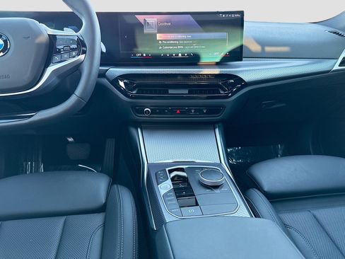 Used 2025 BMW 430i w/ Premium Package image 19