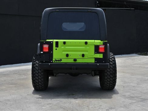 Used 2002 Jeep Wrangler X image 6