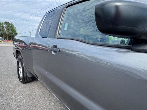 Used 2022 Nissan Frontier S image 22