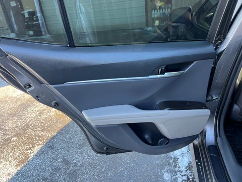 Used 2021 Toyota Camry LE image 24